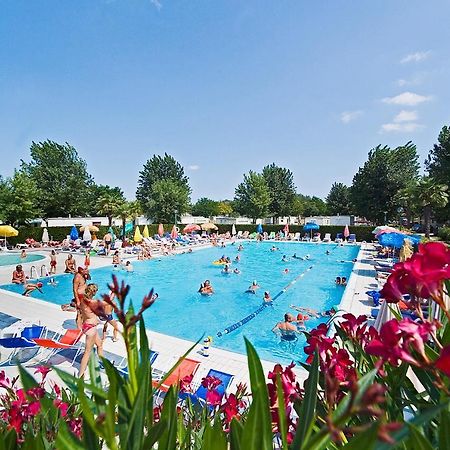 Happy Camp Mobile Homes In Butterfly Camping Village Peschiera del Garda Ngoại thất bức ảnh
